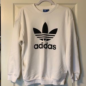 Women’s Adidas Crew with pockets